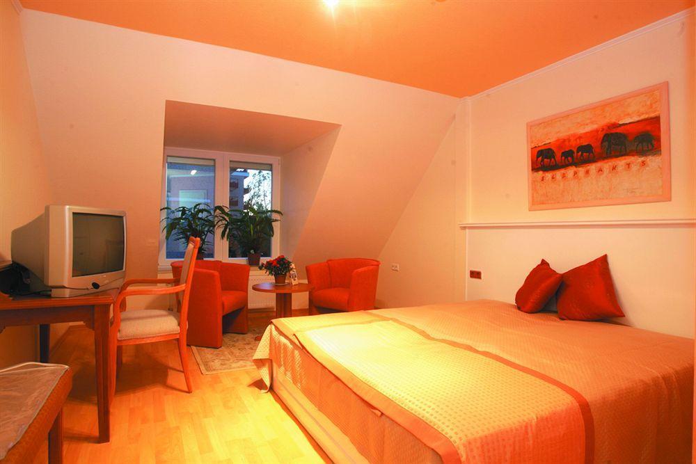 Traveller Hotel Lubeck Luaran gambar